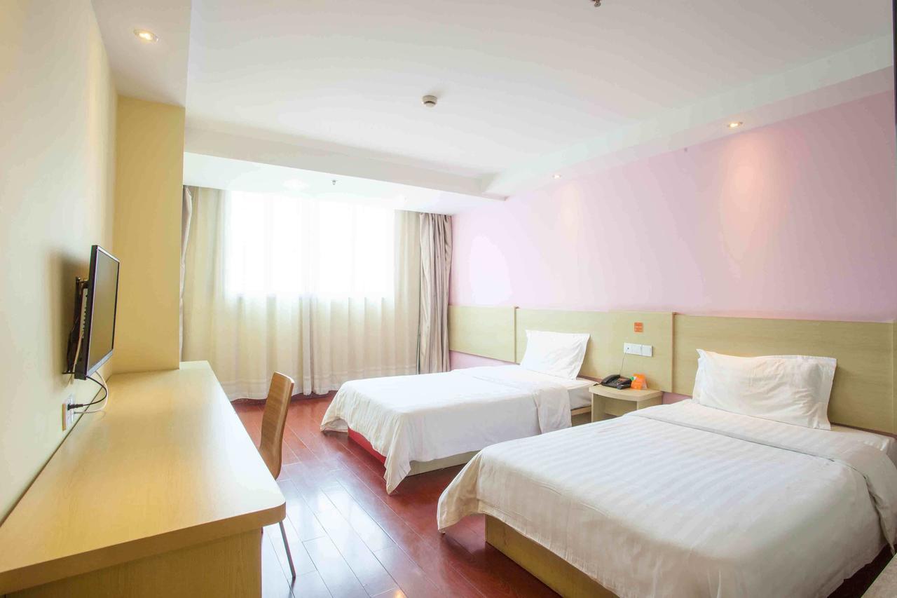7Days Inn Wuhan Zhuankou Development Zone Jianghan University Oda fotoğraf